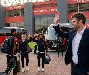 曼联清洗名单一员转变立场，荷兰锋将渴望留队打替补，梦剧场情怀难舍